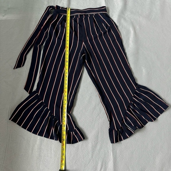 Alythea Ruffle Flare Cropped Pants. Strpped. Size M - Picture 9 of 12
